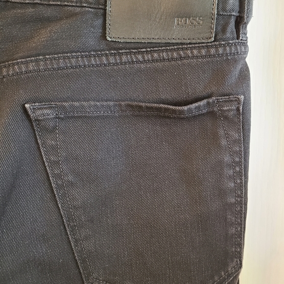 BOSS black stretch Maine jeans 34W 31L - Picture 3 of 10